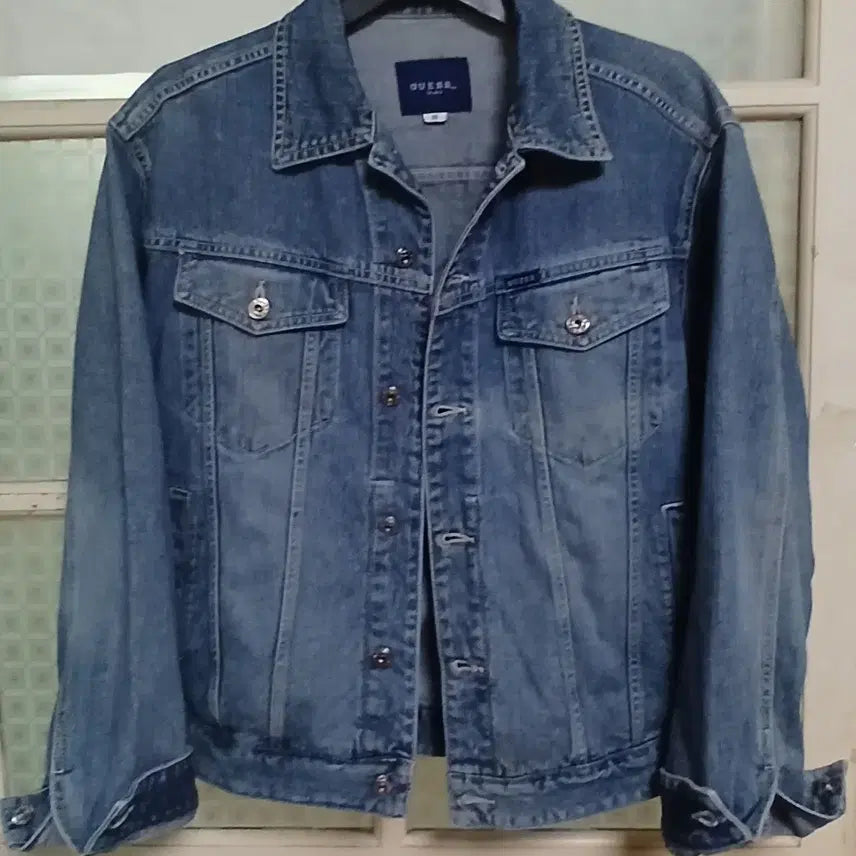 [BUNJANG] Guess Denim Jacket Size 95 / 게스 GUESS 데님  청자켓 95 사이즈