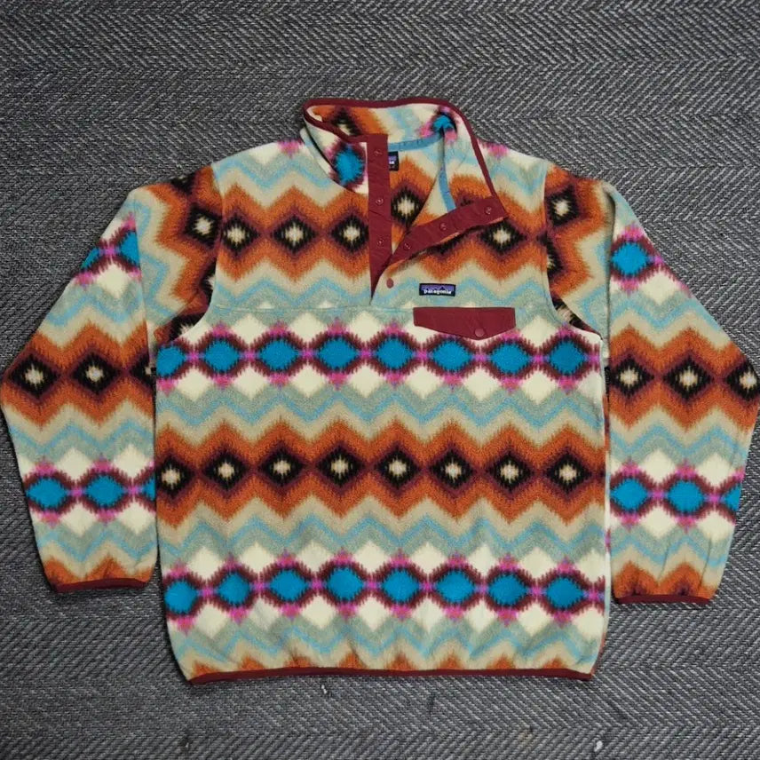 [BUNJANG] Patagonia Patterned Synchilla Fleece / [XL]파타고니아 패턴 신칠라-B293