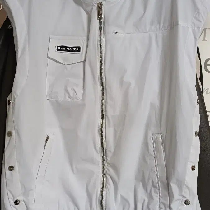 [BUNJANG] Rainmaker Oversized Zip-Up Vest / 레인메이커 오버핏 집업조끼