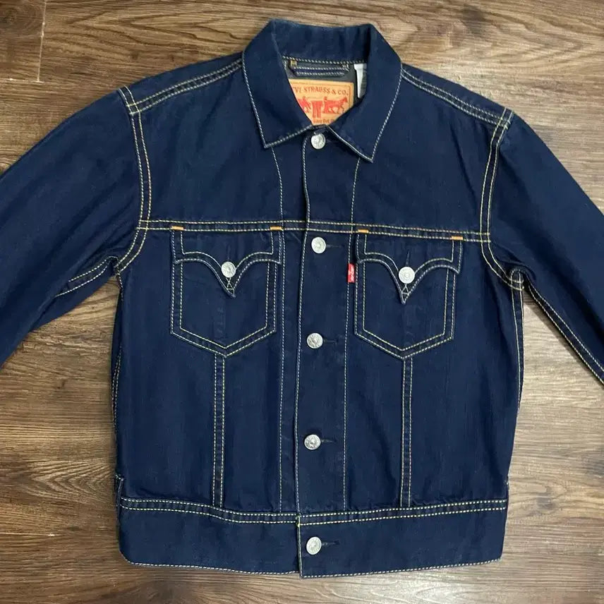 [BUNJANG] Levi's Type 1 Trucker Denim Jacket / 리바이스 타입원 TYPE1 트러커 데님 자켓 청자켓
