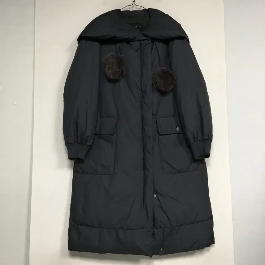 [BUNJANG] GCUT Goose Down Long Padding Coat with Pom-pom (Size 66) / GCUT 지컷 폼폼 구스 롱패딩 66