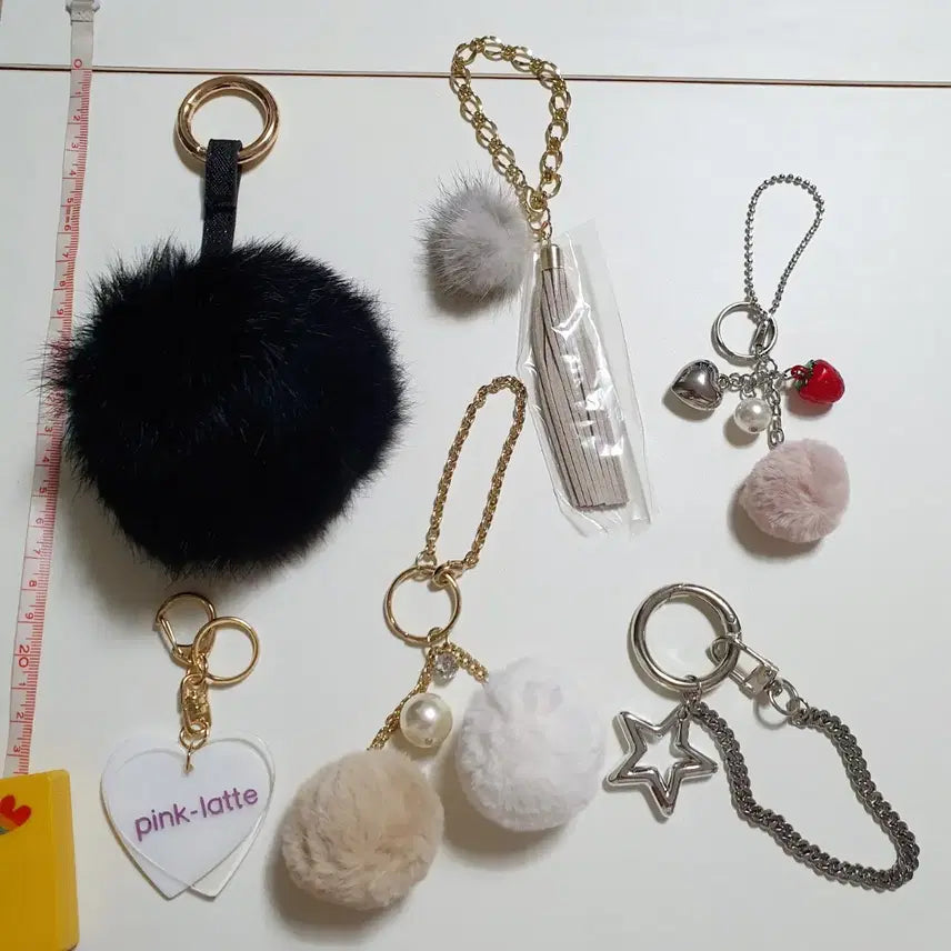 [BUNJANG] Bundle Set of 6 Keychains / 키링 7개 일괄