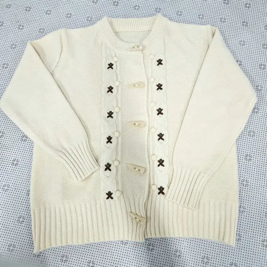[BUNJANG] Ivory Cable Knit Cardigan / 아이보리 꽈배기 니트 가디건