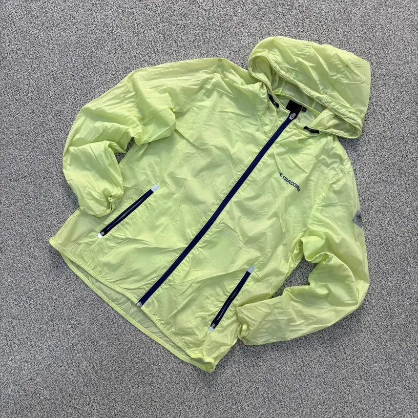 [BUNJANG] Diadora Lightweight Windbreaker Jacket / M 디아도라 경량 바람막이 자켓 0910J1