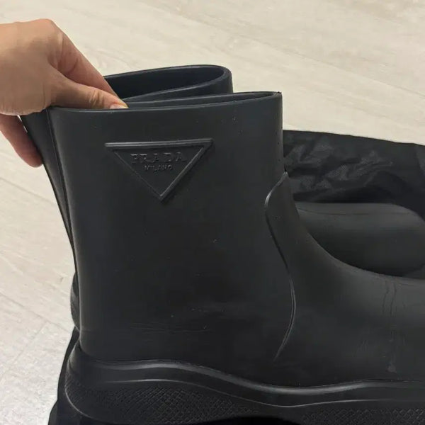 [BUNJANG] Prada Rain Boots (255-260) / 프라다 레인부츠