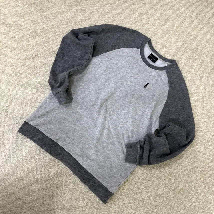 [BUNJANG] Millet Colorblock Raglan Sweatshirt / 105 밀레 배색 래글런 맨투맨 0910K1
