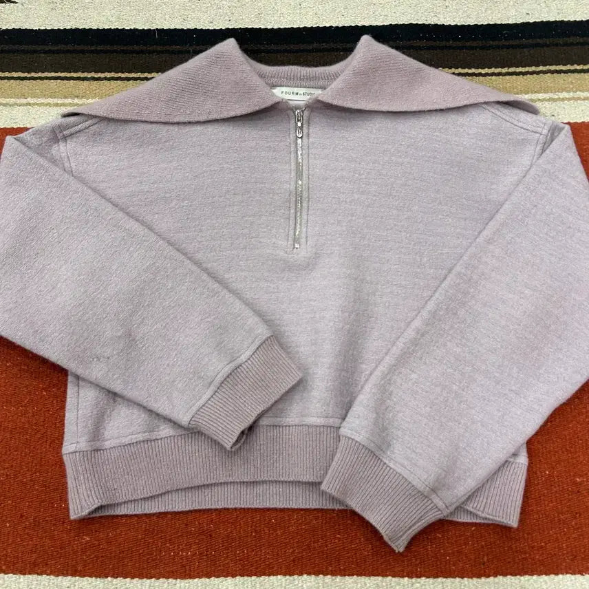 [BUNJANG] Forms Studio Kara Knit / 폼스튜디오 카라 니트