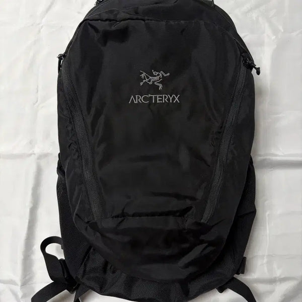 [BUNJANG] Arc'teryx Mantis 26 Backpack Black / 아크테릭스 맨티스26 백팩 블랙