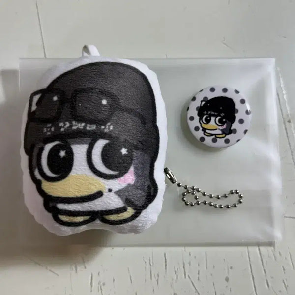 [BUNJANG] RIIZE Wonbin Penguin Cushion Keyring + Pin Button Set / B님 라이즈 원빈 펭삔이 쿠션 키링+핀버튼