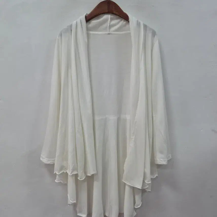 [BUNJANG] CEST TOUT White Cardigan / CEST TOUT 화이트 가디건