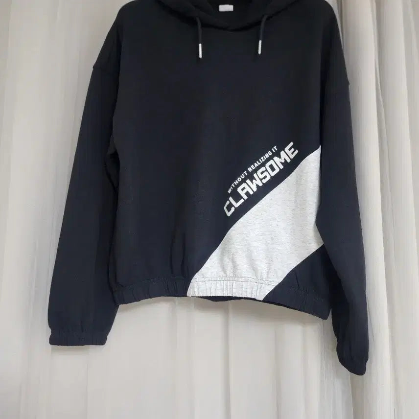 [BUNJANG] Black Hoodie (Unused) / 블랙 후드티(미사용)
