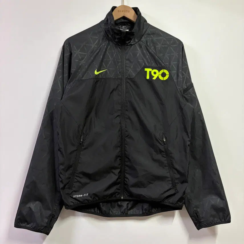 [BUNJANG] Nike Total 90 Storm-FIT Windbreaker Jacket (M) / [M] 나이키 토탈90 스톰핏 바람막이 자켓