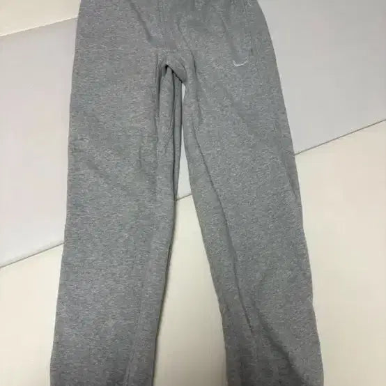 [BUNJANG] Nike Brushed Jogger Training Pants - Grey / 나이키 기모 조거 트레이닝 팬츠 그레이