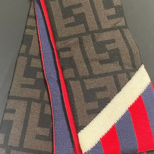 [BUNJANG] Fendi Logo Pattern Scarf / 펜디 목도리