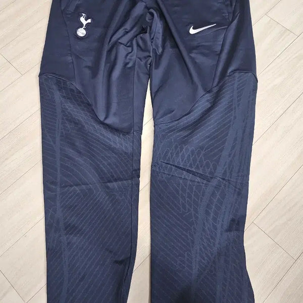 [BUNJANG] Tottenham Strike Long Pants XL / 토트넘 스트라이크 롱팬츠(XL195)