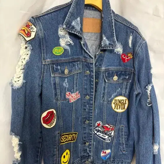 [BUNJANG] Patch Detail Vintage Denim Jacket Unique Style / 패치 디테일 빈티지 데님 자켓 유니크 스타일