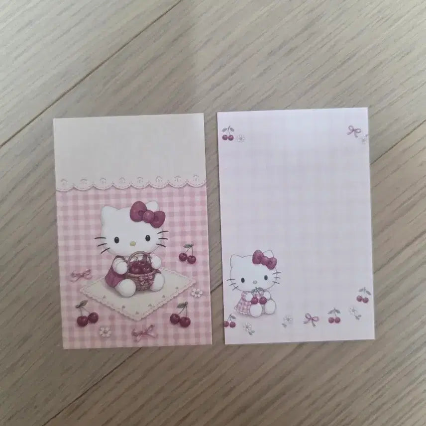 [BUNJANG] Kitty Double-Sided Binder Inserts 8.5x5.5 Photocard Packaging Supplies / 체크 키티 양면 바인더대지 8.5x5.5 포토카드 덧대지 포장용품
