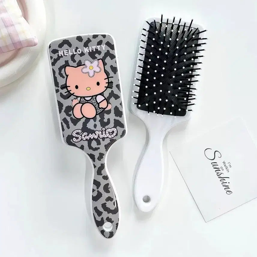 [BUNJANG] Hello Kitty Leopard Pattern Hair Brush / 헬로키티 레오파드 패턴 헤어 브러쉬