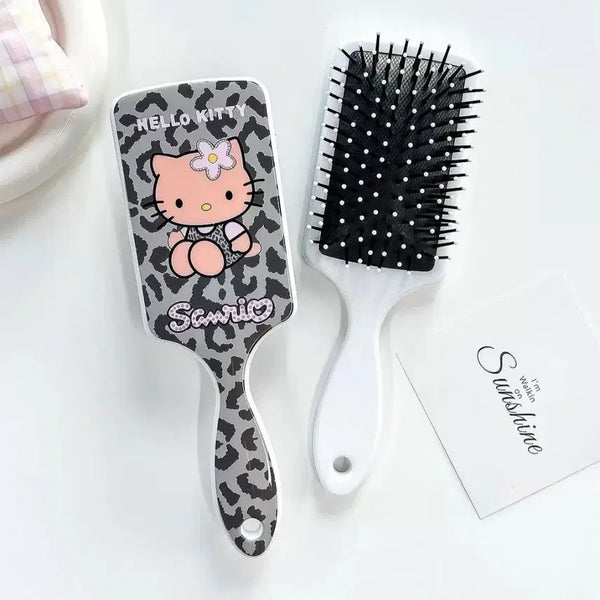 [BUNJANG] Hello Kitty Leopard Pattern Hair Brush / 헬로키티 레오파드 패턴 헤어 브러쉬