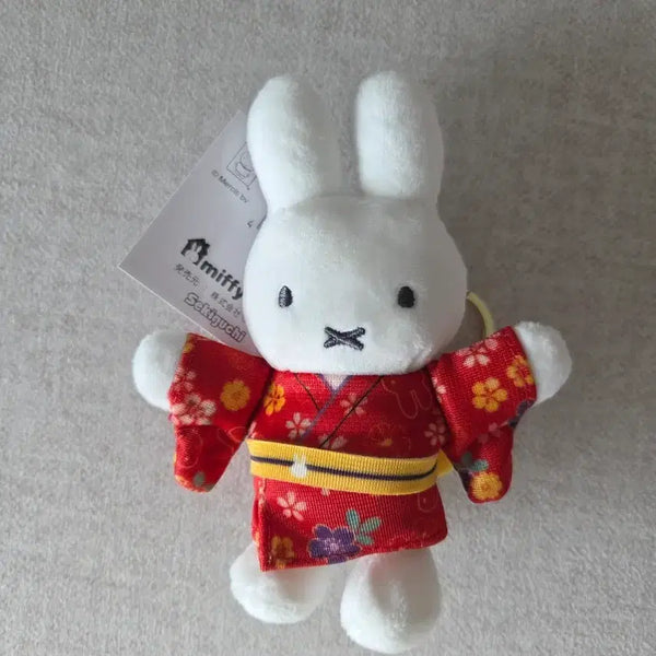[BUNJANG] Miffy Yukata Kimono Doll Keyring / (새상품) 미피 유카타 기모노 인형 키링