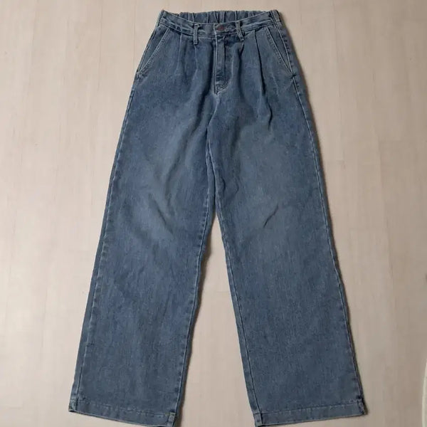 [BUNJANG] Back Elastic Pintuck Denim Pants / 뒷밴딩 핀턱데님