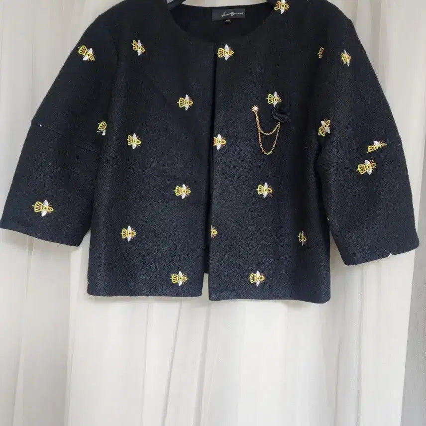 [BUNJANG] Wool Embroidered Bolero / 모직 자수 볼레로