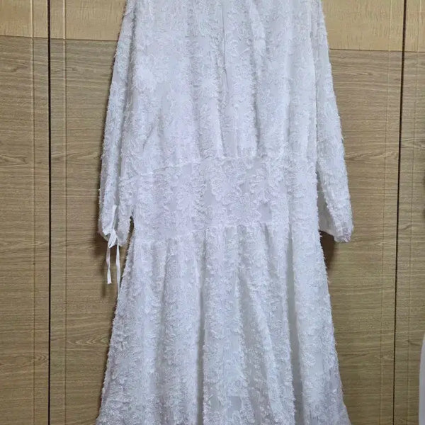 [BUNJANG] White Flower Lace Long Dress / 화이트 플라워 레이스 원피스