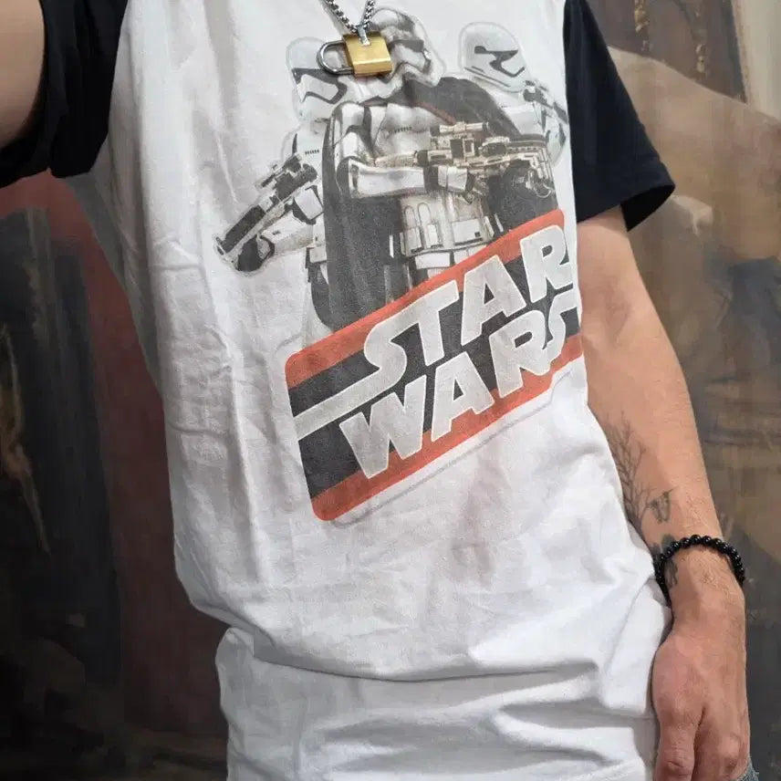 [BUNJANG] Star Wars Two-Tone Longline T-Shirt / STAR WARS 프린트 롱기장 투톤 티셔츠