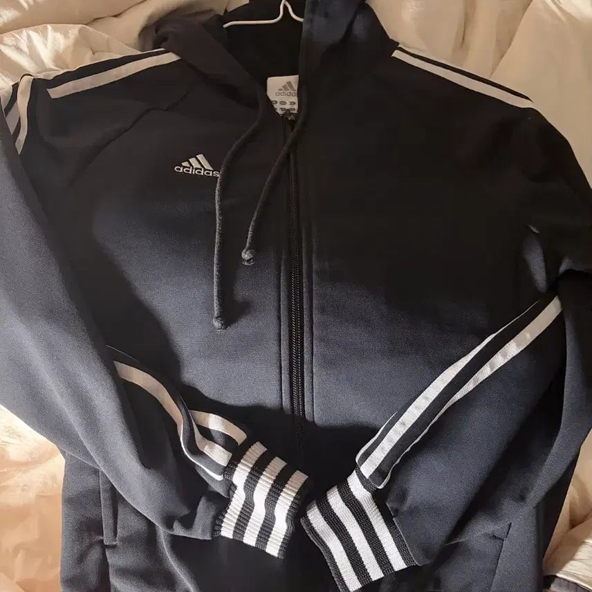 [BUNJANG] Adidas Women's Full-Zip Hoodie / 아이다스 후드집업 판매