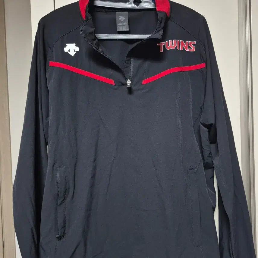 [BUNJANG] Descente LG Twins Half-Zip Windbreaker Size 100 / 데상트 LG트윈스 정품 반집업 바람막이 100사이즈 판매합니다