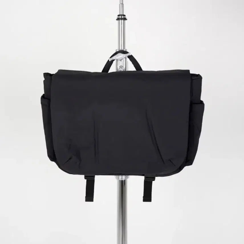 [BUNJANG] The Ttuhng Bobu Bag Black / 더텅 보부, 블랙
