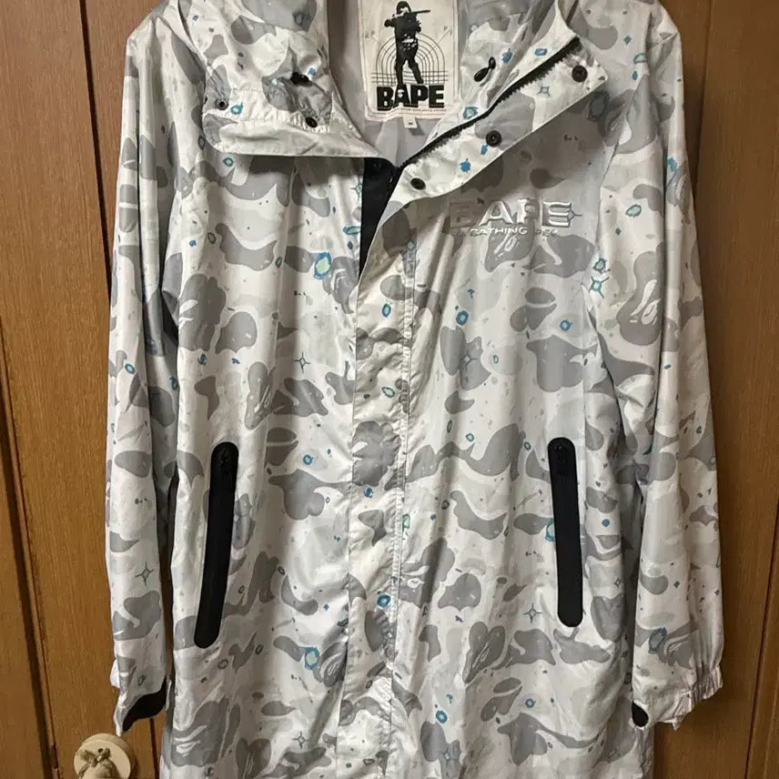 [BUNJANG] A Bathing Ape Camo Windbreaker Jacket / 베이프 바람막이