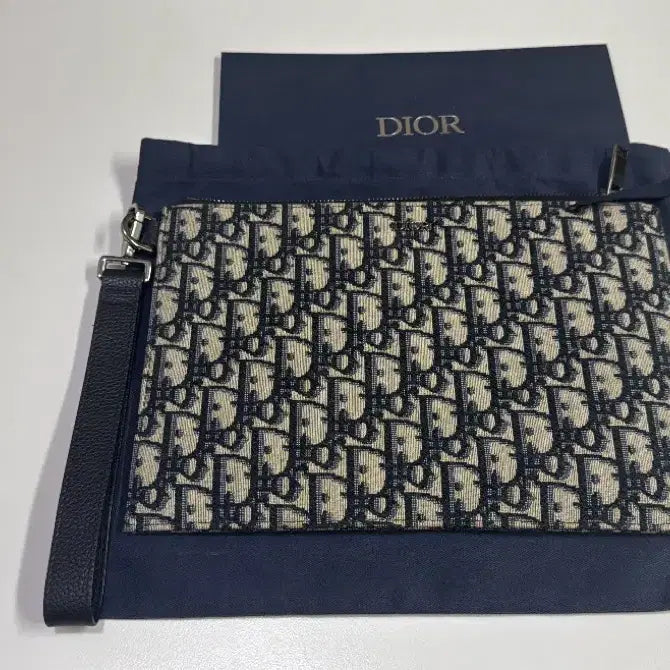 [BUNJANG] Authentic Dior A5 Clutch / [정품] A5 디올 클러치