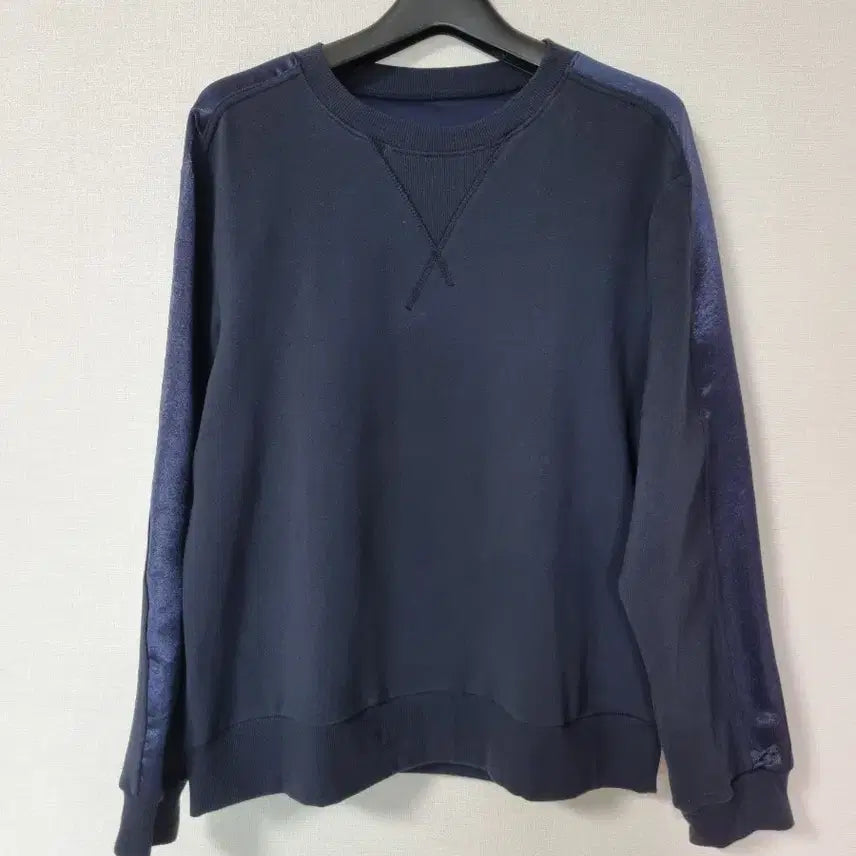 [BUNJANG] Crocodile Lady Dark Navy Terry Sweatshirt / 크로커다일 맨투맨 66.77