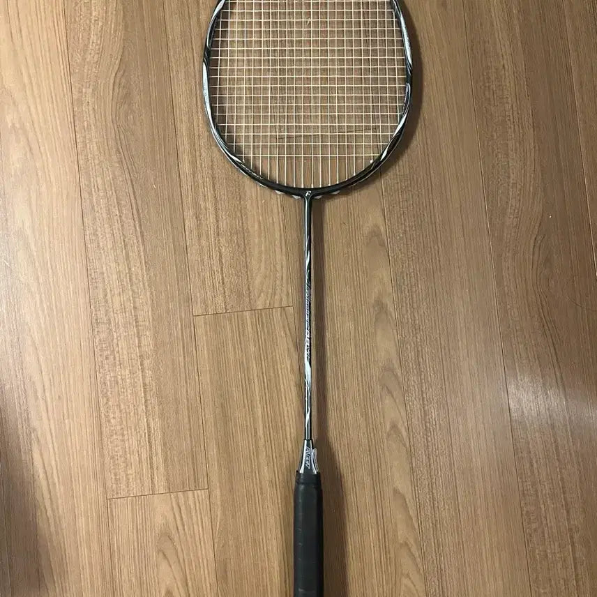 [BUNJANG] Flete Trio Tech Q8W Stringing Machine / 플리트 트리오텍 q8w