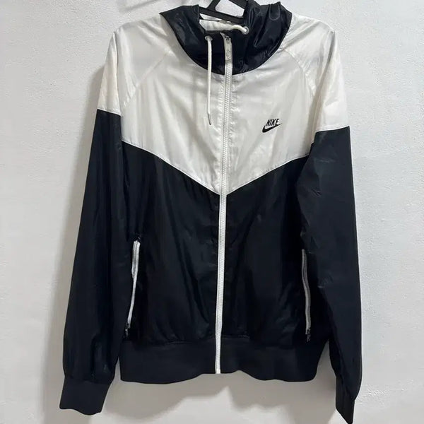 [BUNJANG] Nike Windrunner Jacket M / 나이키 윈드러너 바람막이 자켓 m