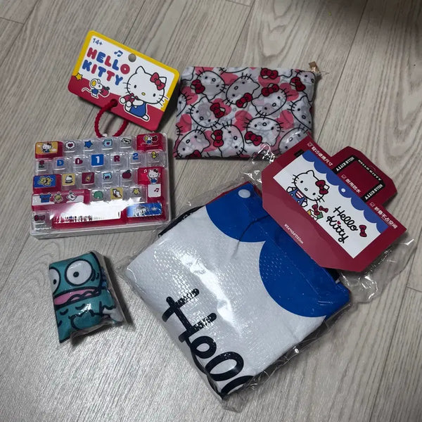 [BUNJANG] Sanrio Hello Kitty & Hangyodon Bundle Set / 산리오 헬로키티&한교동 굿즈 일괄