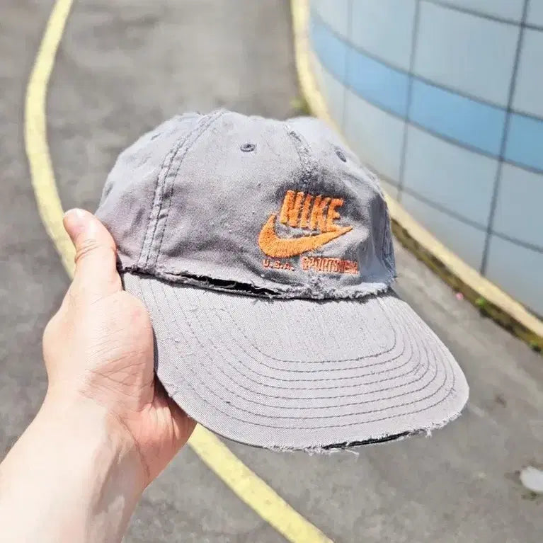 [BUNJANG] Nike Distressed Vintage 2000s Ball Cap / 00S 나이키 디스트레스드 볼캡 M0700