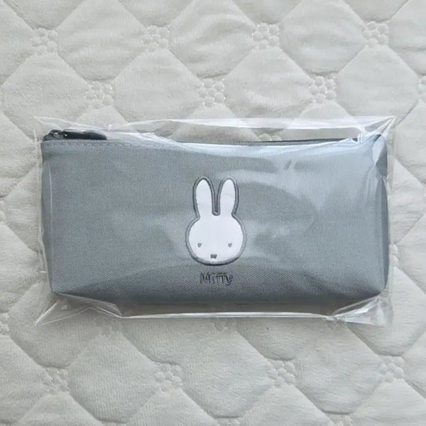 [BUNJANG] Miffy Slim Pouch (Gray) / [정품] 미피 슬림 파우치 (그레이)