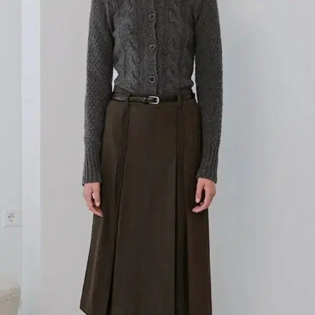 [BUNJANG] LO61 Wool Herringbone Skirt / LO61엘오육일 울헤링본 스커트
