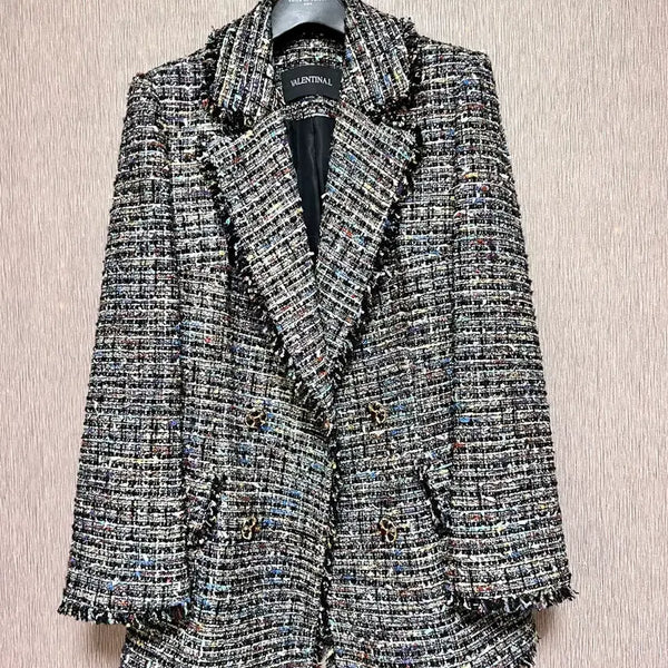 [BUNJANG] Luxury Gold Button Tweed Jacket / 고급 금장 트위드 재킷