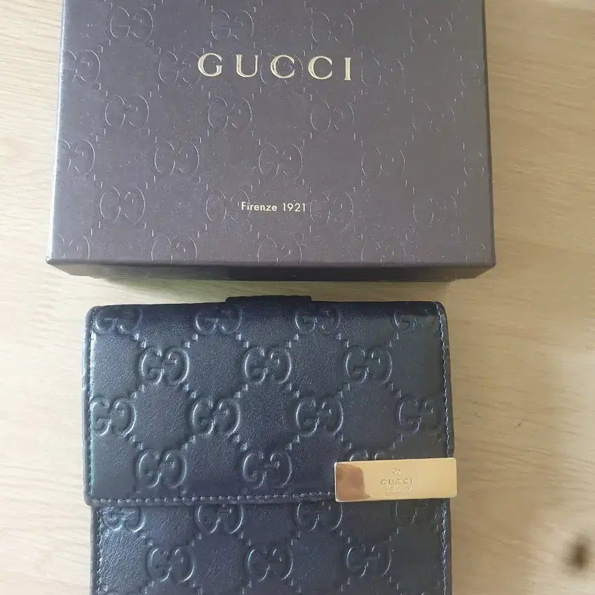 [BUNJANG] Gucci Women's GG Logo Wallet / 구찌 여성 지갑