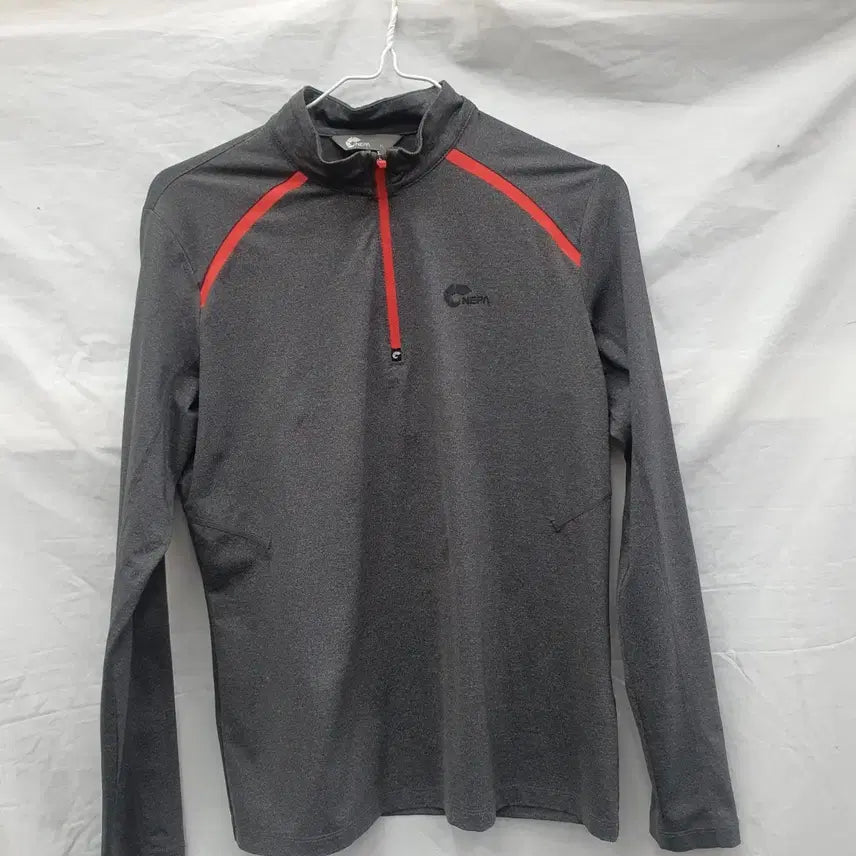 [BUNJANG] NEPA Zip-Up T-Shirt Black M / NEPA  집업 티셔츠 블랙 M 95
