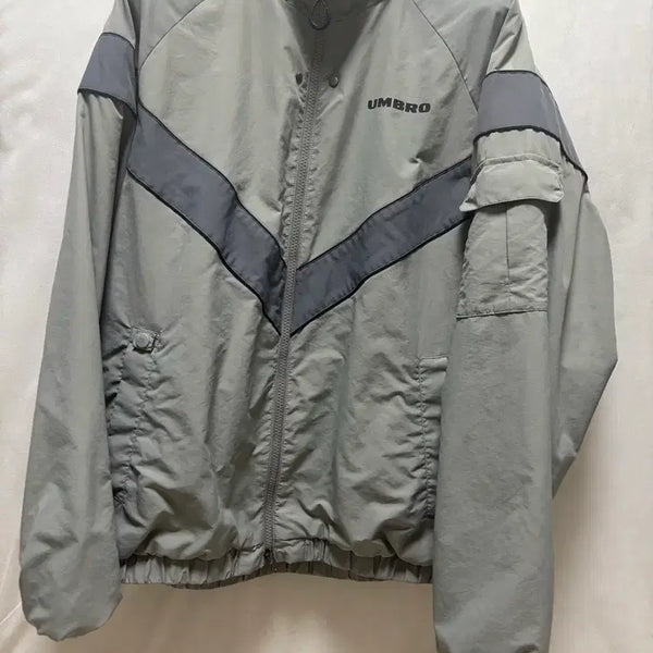 [BUNJANG] Umbro Khaki Windbreaker Jacket / 엄브로 카키 바람막이