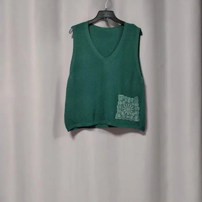 [BUNJANG] Lace Pocket Knit Vest / 레이스 포켓 니트조끼