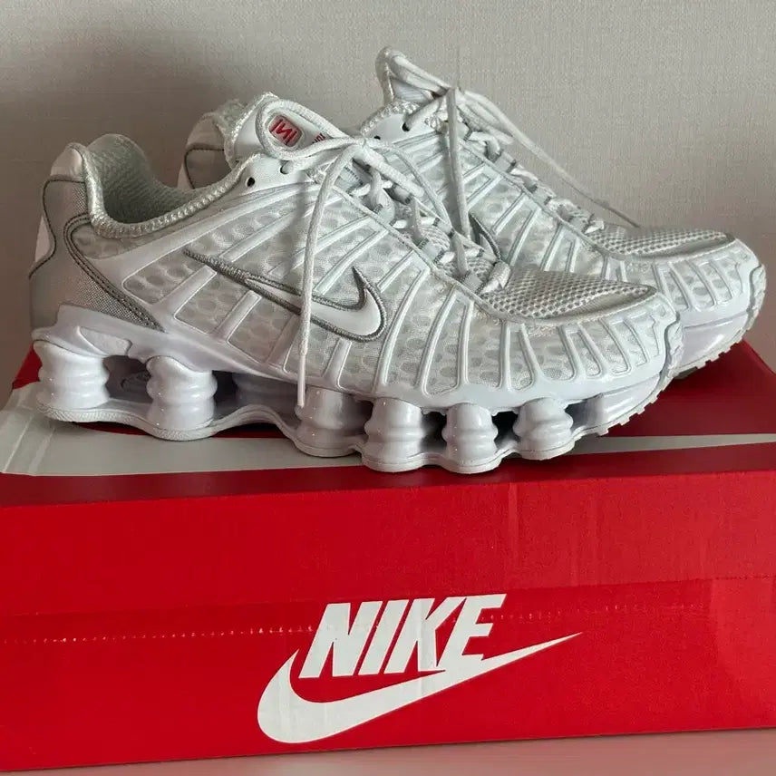 [BUNJANG] Nike Shox TL White Sneakers / (W) 나이키 샥스 tl 화이트 255