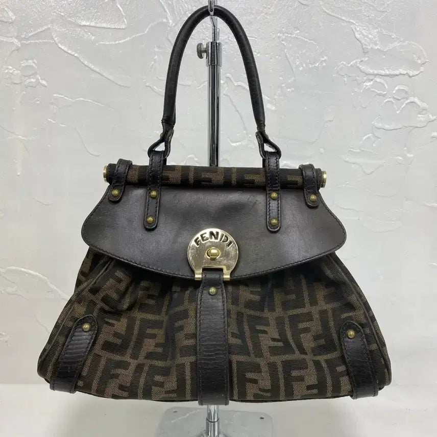 [BUNJANG] Fendi Zucca Shoulder Bag / 펜디 쥬카 숄더백