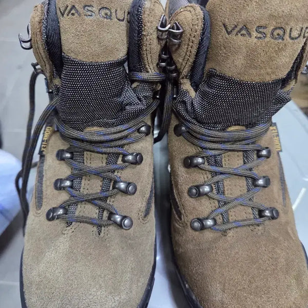 [BUNJANG] Vasque Gore-Tex Hiking Boots 245 / 바스큐코어텍스등산화245
