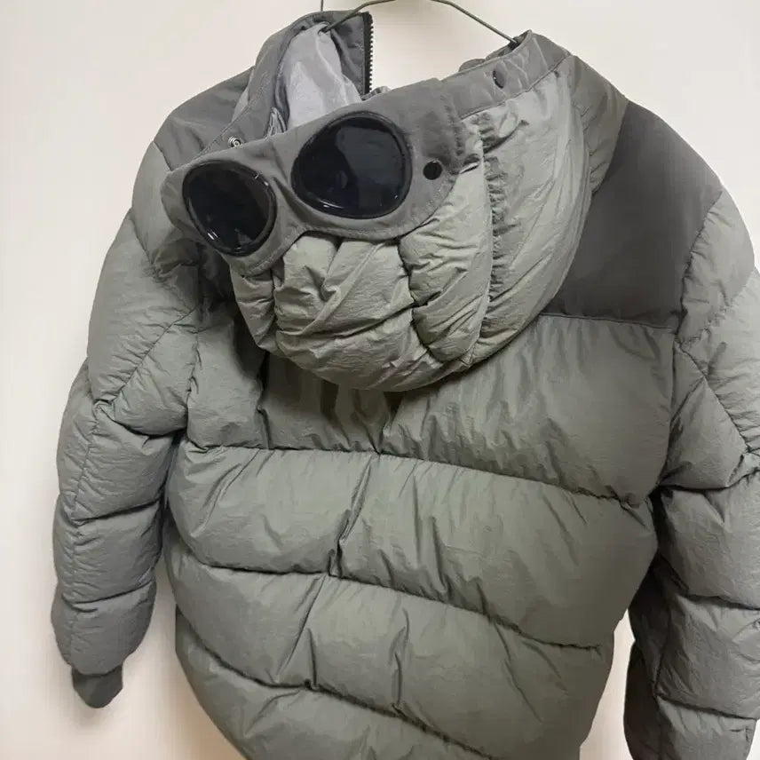 [BUNJANG] CP Company Goggle Padded Jacket / 씨피 컴퍼니 고글 패딩