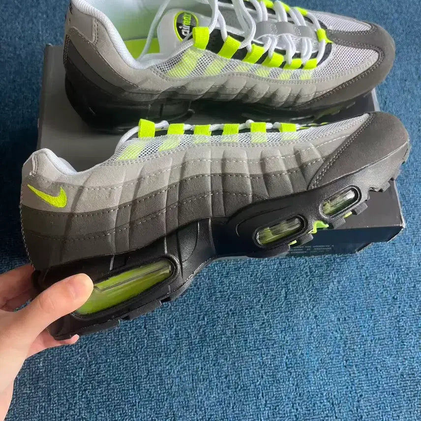 [BUNJANG] Nike Air Max 95 Big Bubble OG / 나이키 에어맥스 95 빅 버블 OG 270mm